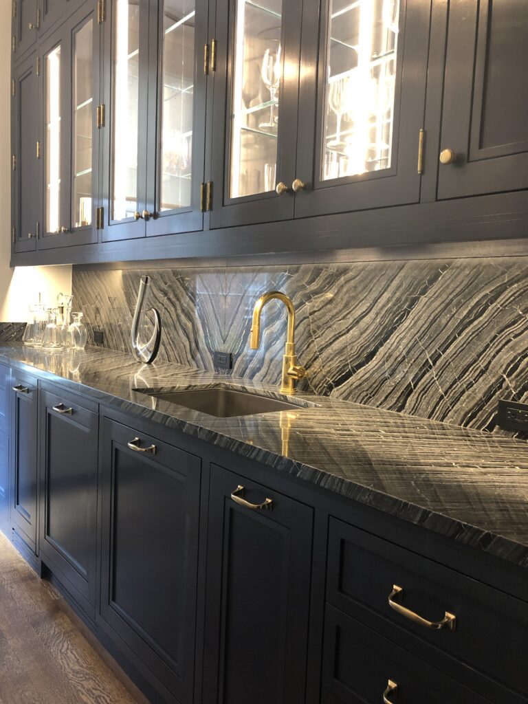 Butler's Pantry counter and backsplash in kenya black silver wave marble
