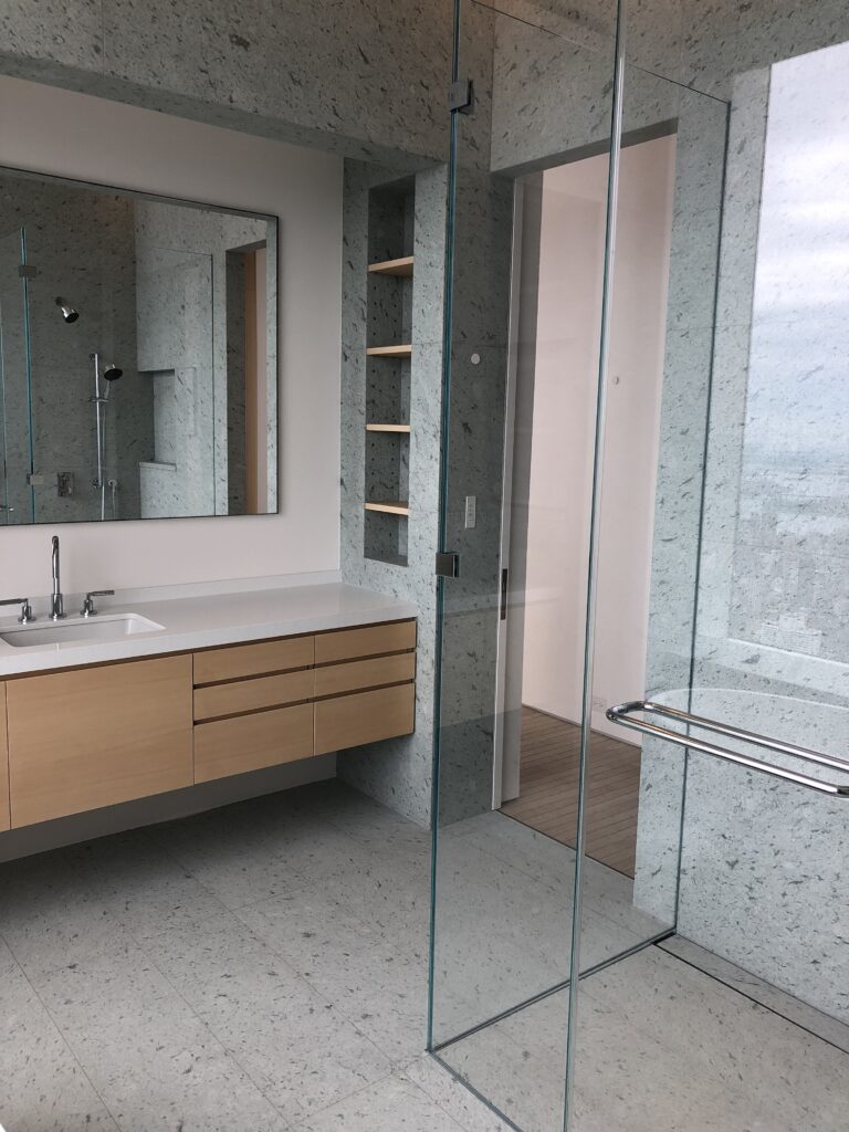 432 Park Ave bath 2 shower and vanity