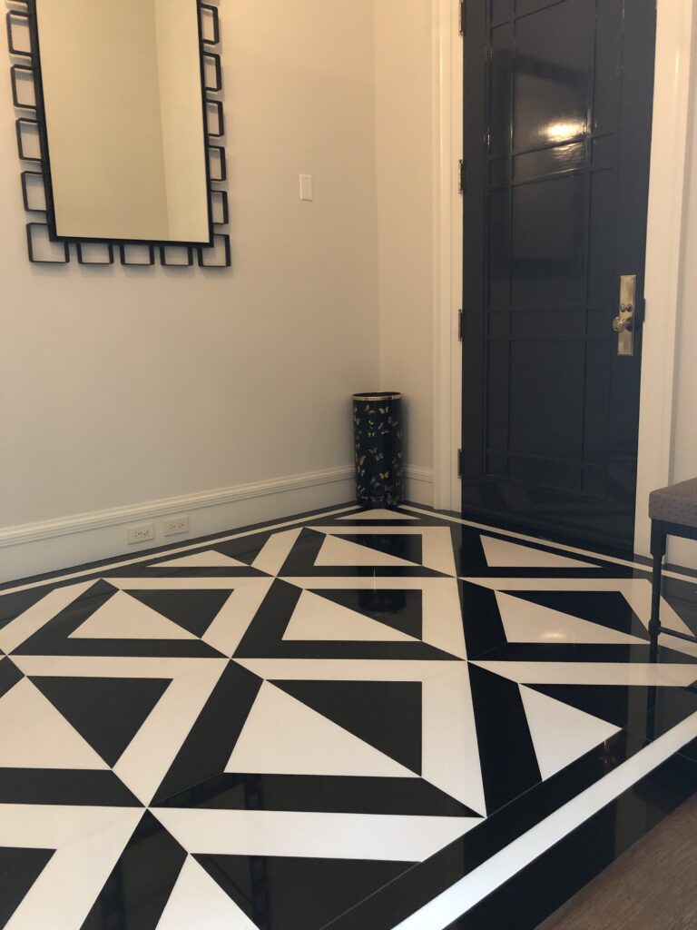 Foyer floor in Belgium black and white thassos marble